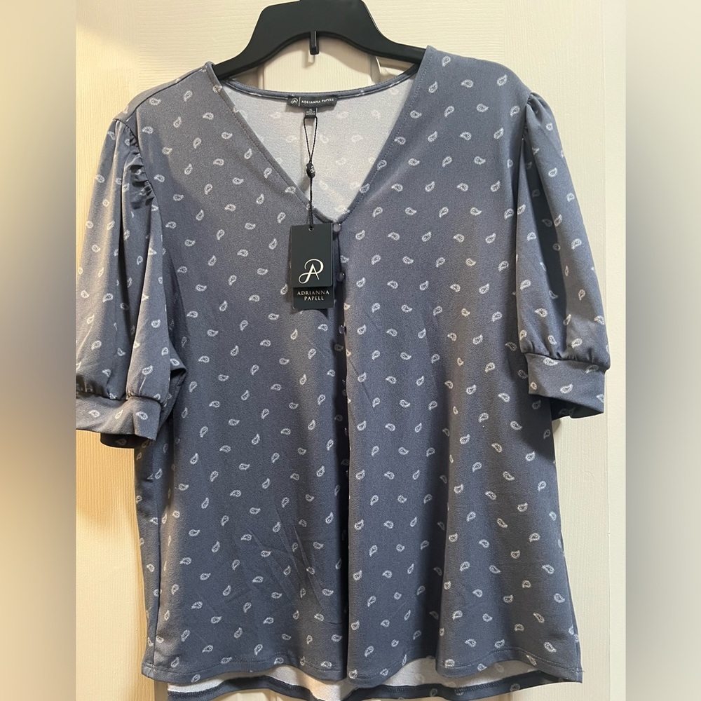 NWT Adrianna Papell Steel Blue V-Neck Puff Sleeve Paisley Print Blouse Size XL